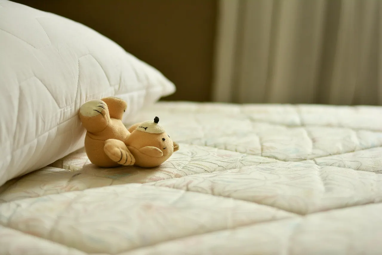 Housse matelas déménagement : quelle taille choisir et comment protéger votre matelas